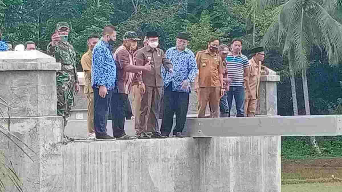 Bupati Pangandaran Selamat Usai Jembatan Ambruk, Ini Kata Bupati Pengandaran Usai Terjatuh Dalam Insiden Jembatan Ambruk Usai Peresmian