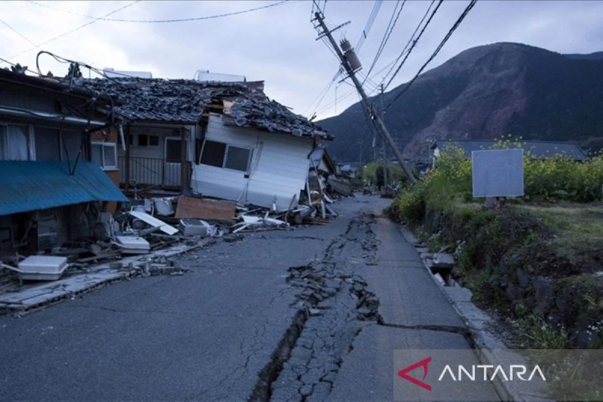 Gempa Kuat Guncang Jepang Barat, Ribuan Warga Dievakuasi