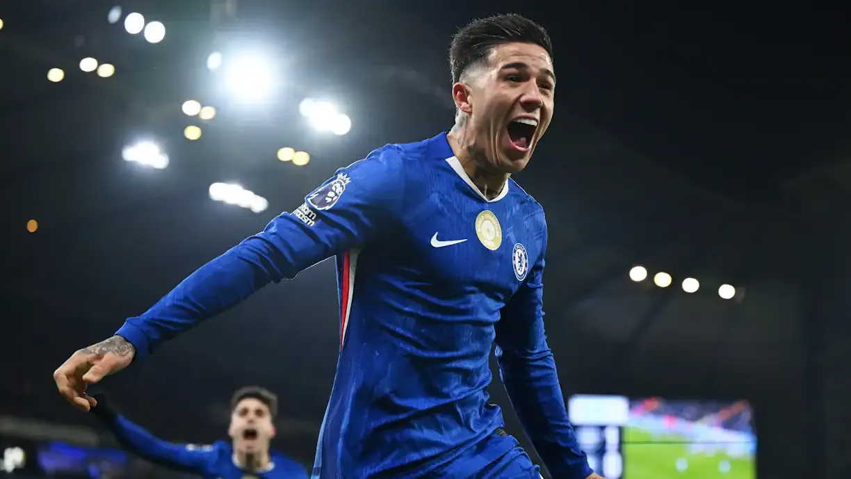 Manchester City Resmi Datangkan Enzo Fernandez dari Chelsea, Siap Kejar Gelar Juara